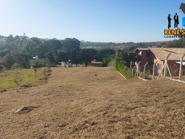 #TR552 - Terreno para Venda em São Pedro - SP