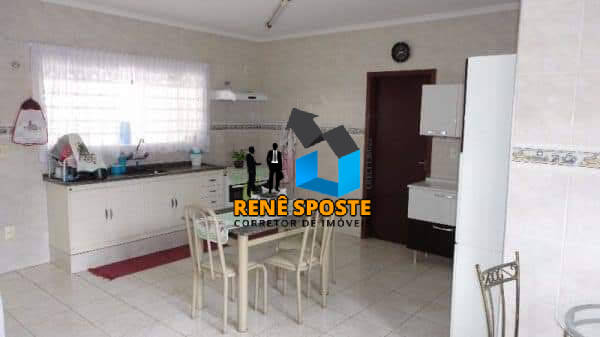 Casa à venda com 3 quartos, 205m² - Foto 8