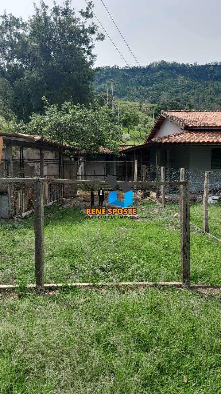 Fazenda à venda com 2 quartos, 200m² - Foto 3